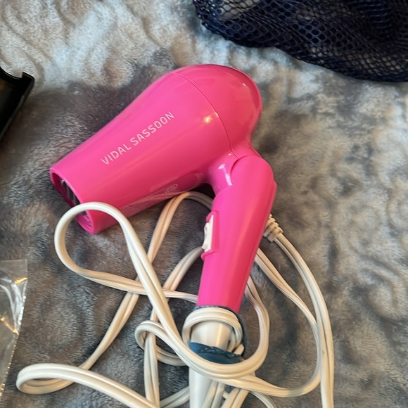 Travel bundle! - Picture 4 of 7